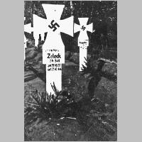 059-0216 Das Grab von Hans Zeleck aus Langendorf.jpg